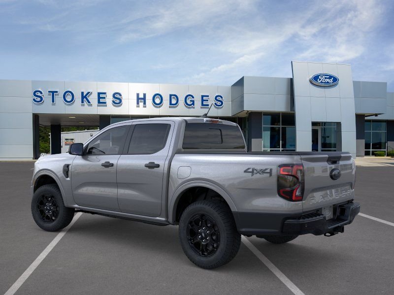 New 2026 Carbonized Gray Metallic Ford XLT image 5