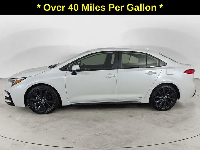 Used 2024 Pearl Toyota SE image 8
