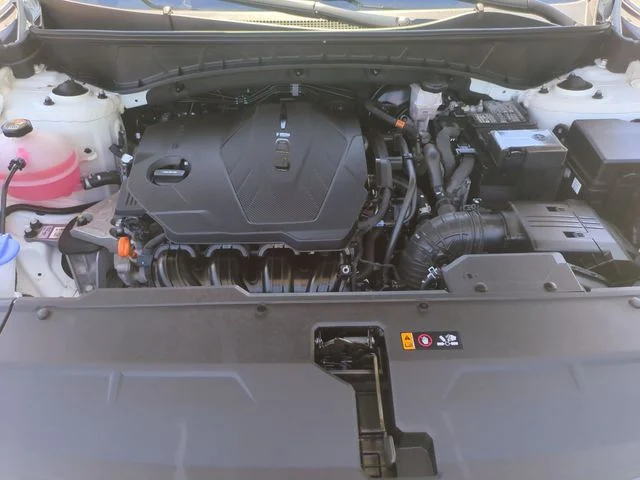 Certified Used 2023 White Hyundai SEL image 33