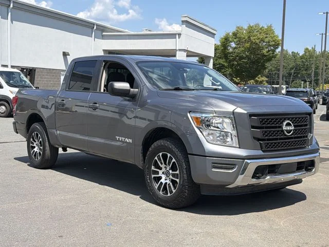 Used 2024 Gray Nissan SV image 15