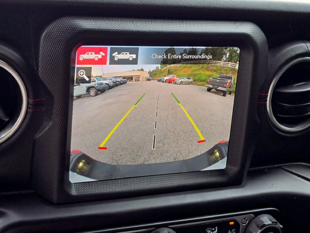 Used 2020 White Jeep Rubicon image 9