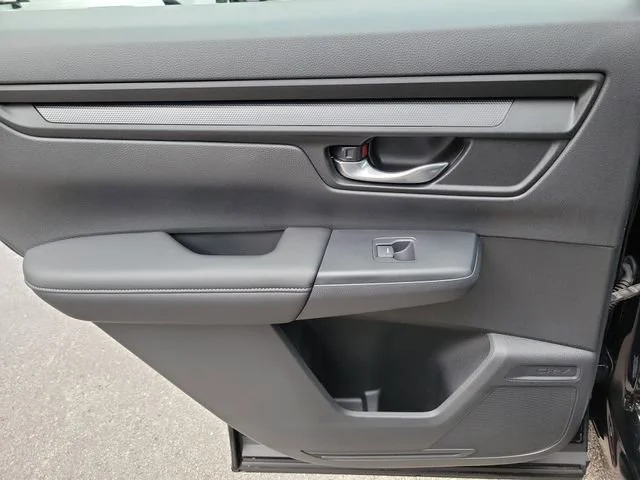 2023 Honda CR-V LX - Photo 13