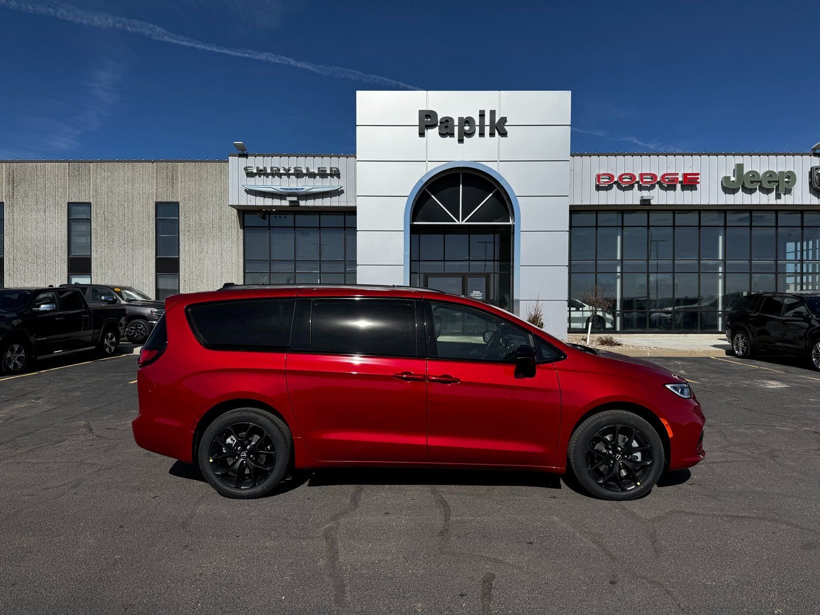 2026 Chrysler Pacifica Limited AWD's photo