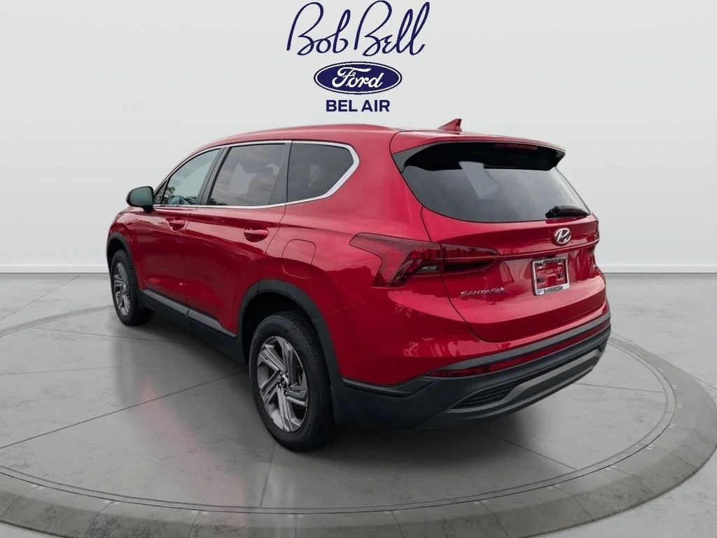 Used 2023 Red Hyundai SE image 5