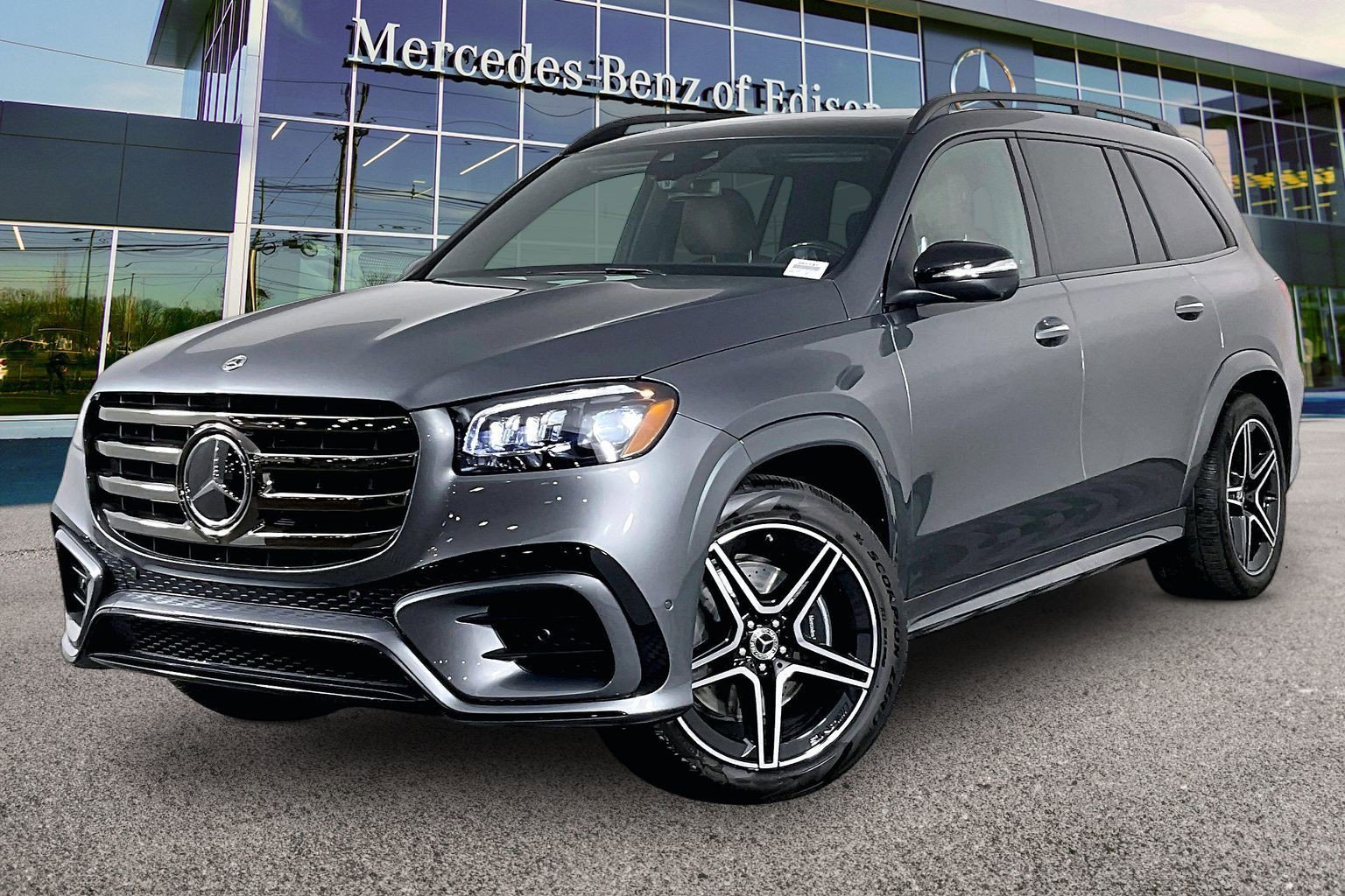 New 2026 Selenite Grey Metallic Mercedes-Benz GLS 450 image 16