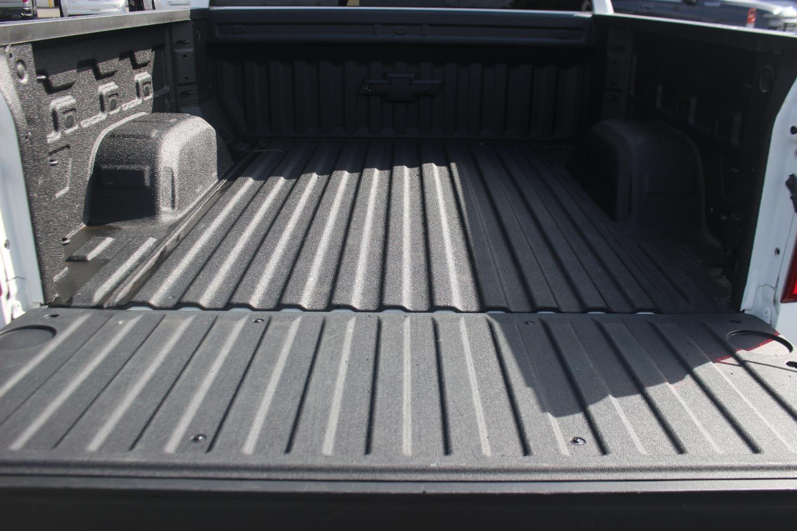 Used 2024 Summit White Chevrolet RST image 13
