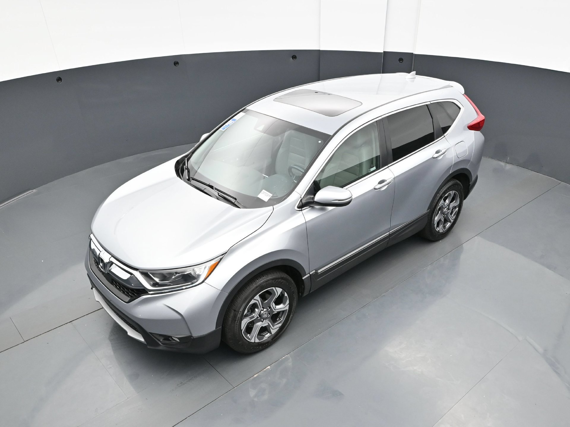 Used 2019 Silver Honda EX-L image 42
