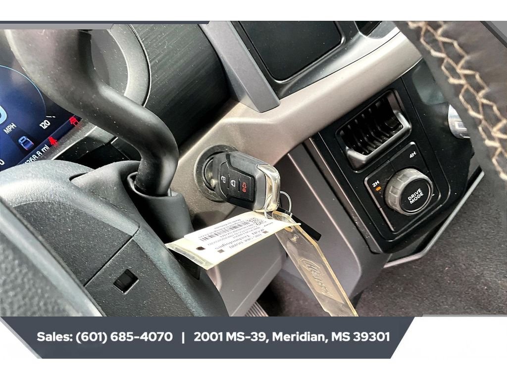 2025 Ford F-150 XLT - Photo 9