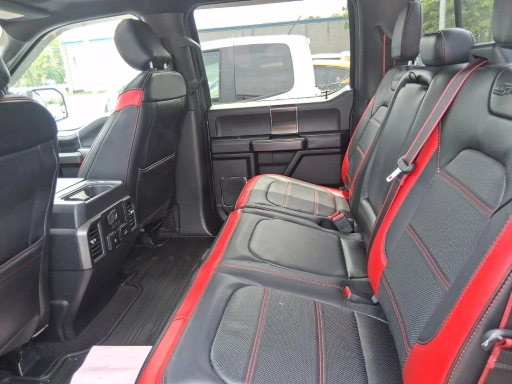 Used 2019 Black Ford Lariat image 14
