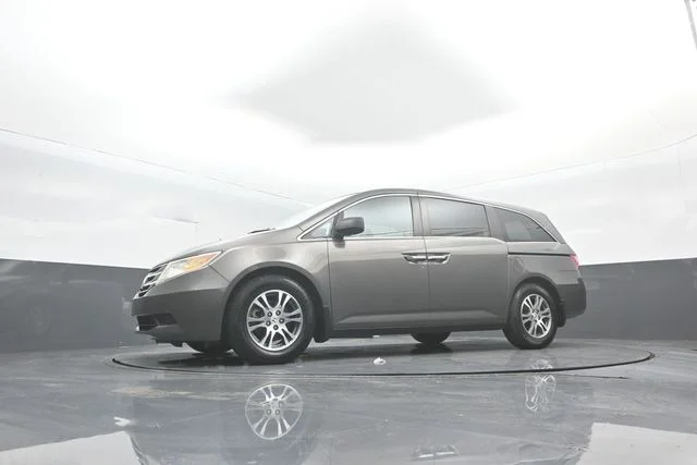 Used 2012 Polished Metal Metallic Honda EX-L image 34