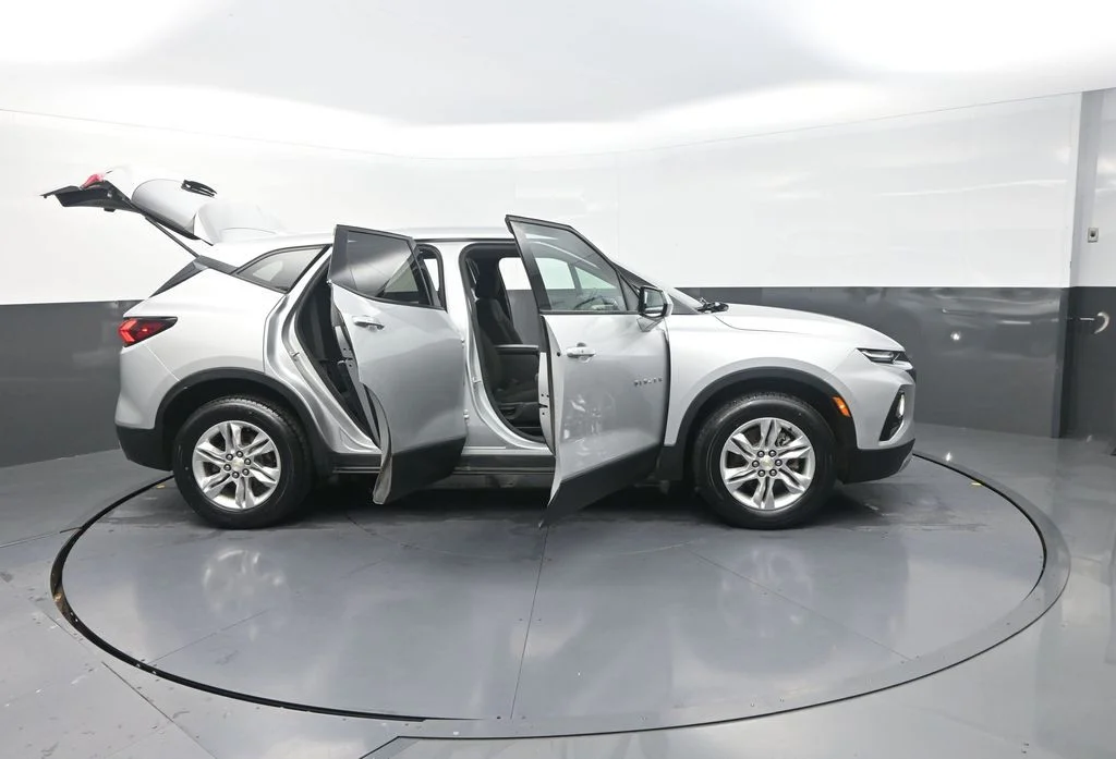Used 2021 Silver Chevrolet LT image 36