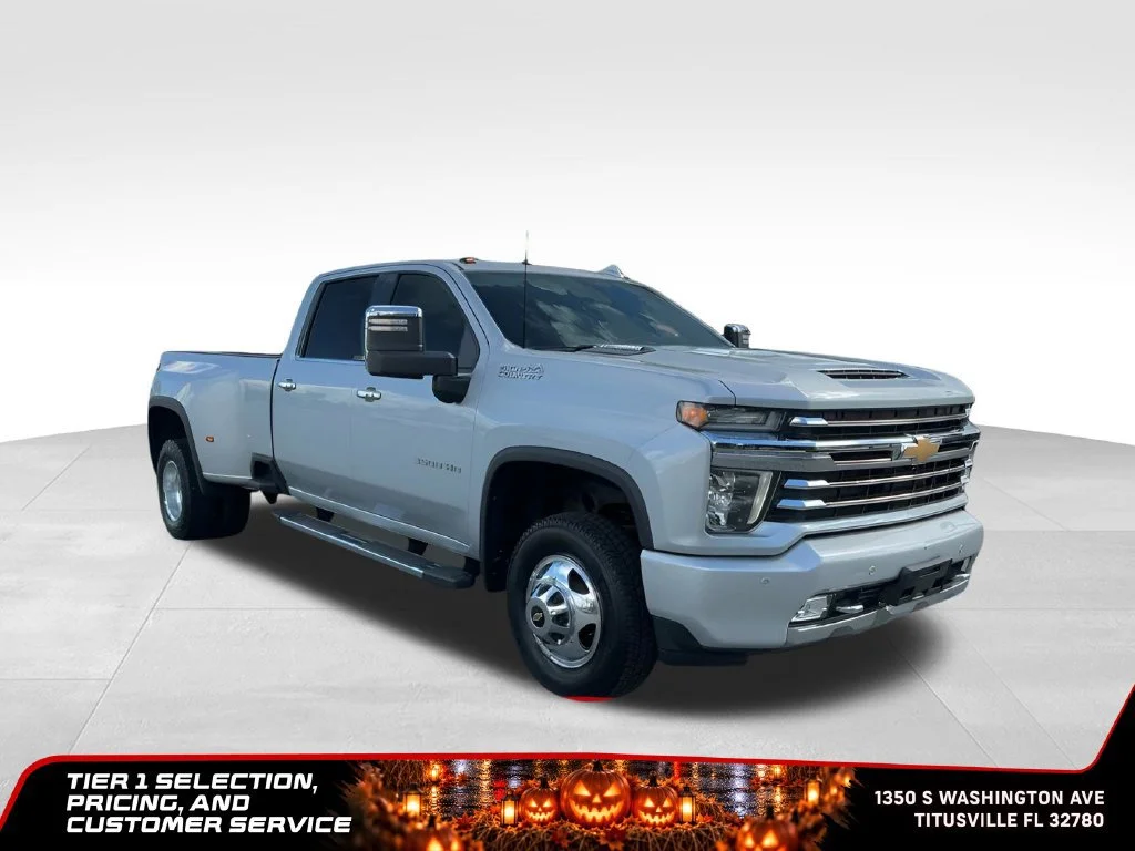 Used 2020 SILVER ICE METALLIC Chevrolet High Country image 12