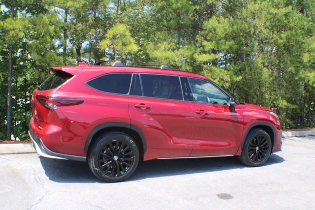 Used 2024 Ruby Flare Pearl Toyota XSE image 2