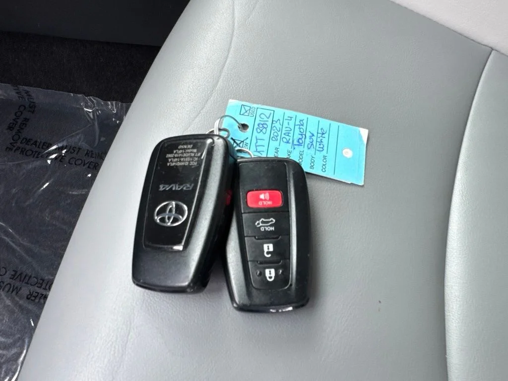 Used 2023 Beige Toyota XLE Premium image 31
