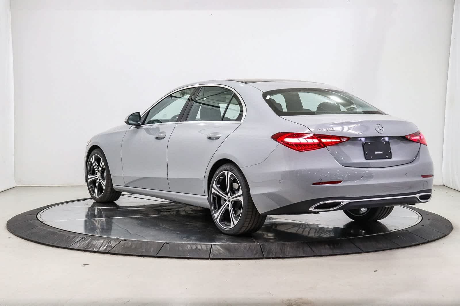 New 2026 MANUFAKTUR Alpine Grey Mercedes-Benz C 300 image 2