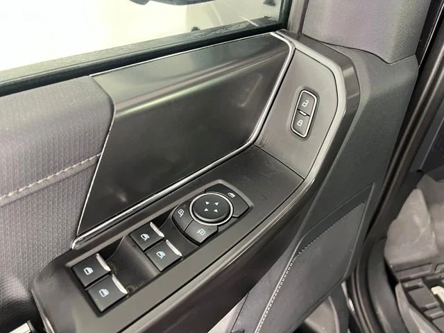 Used 2024 Black Ford XLT image 16