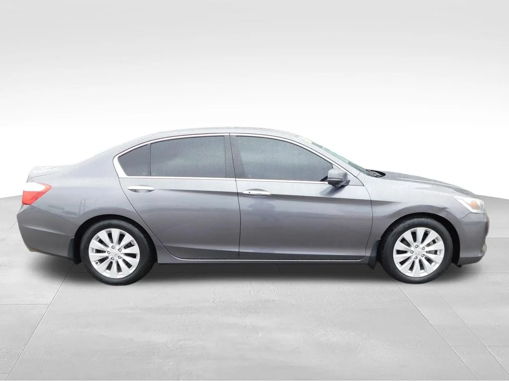 Used 2015 Honda Accord EX-L with VIN 1HGCR2F85FA171794 for sale in Richmond, IN