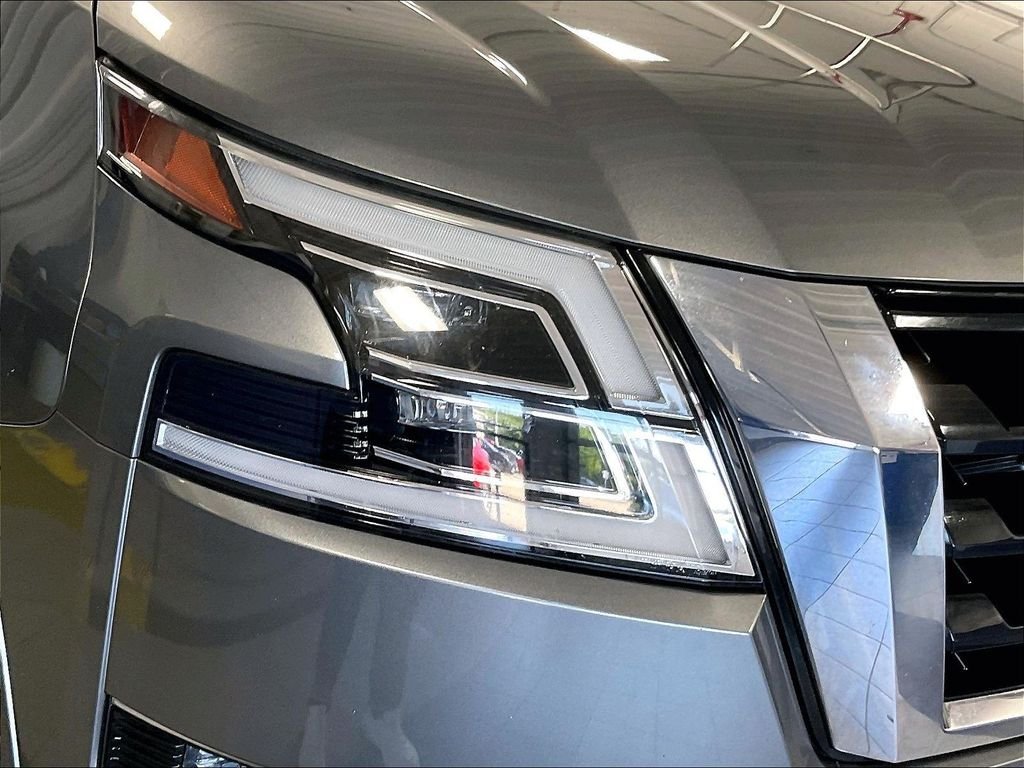 Used 2023 Gray Nissan Platinum image 34
