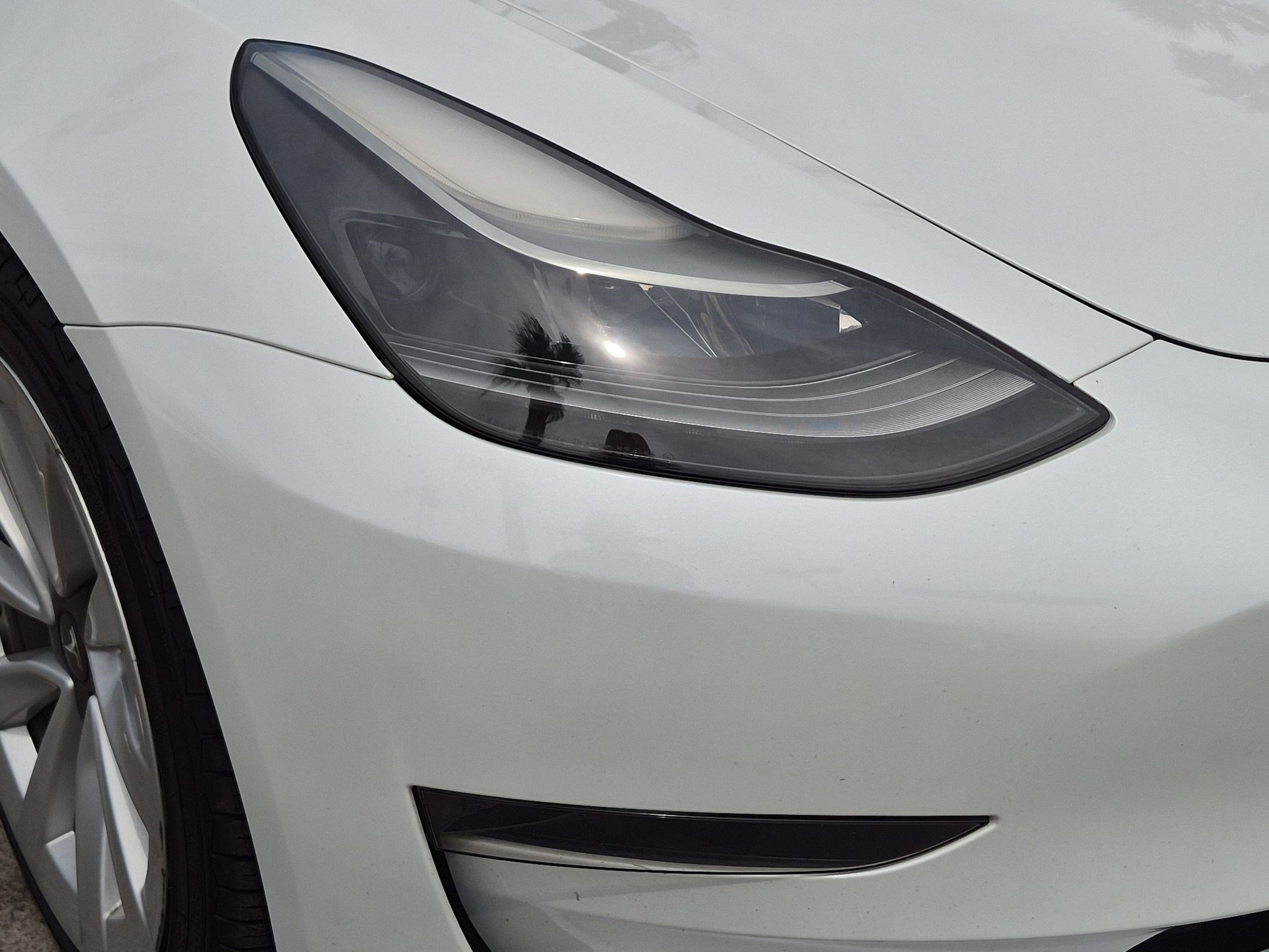 Used 2023 Pearl White Multi-Coat Tesla Base image 10