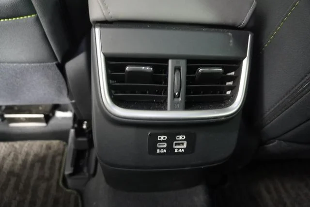 Certified Used 2025 Crystal White Pearl Subaru Onyx Edition image 33