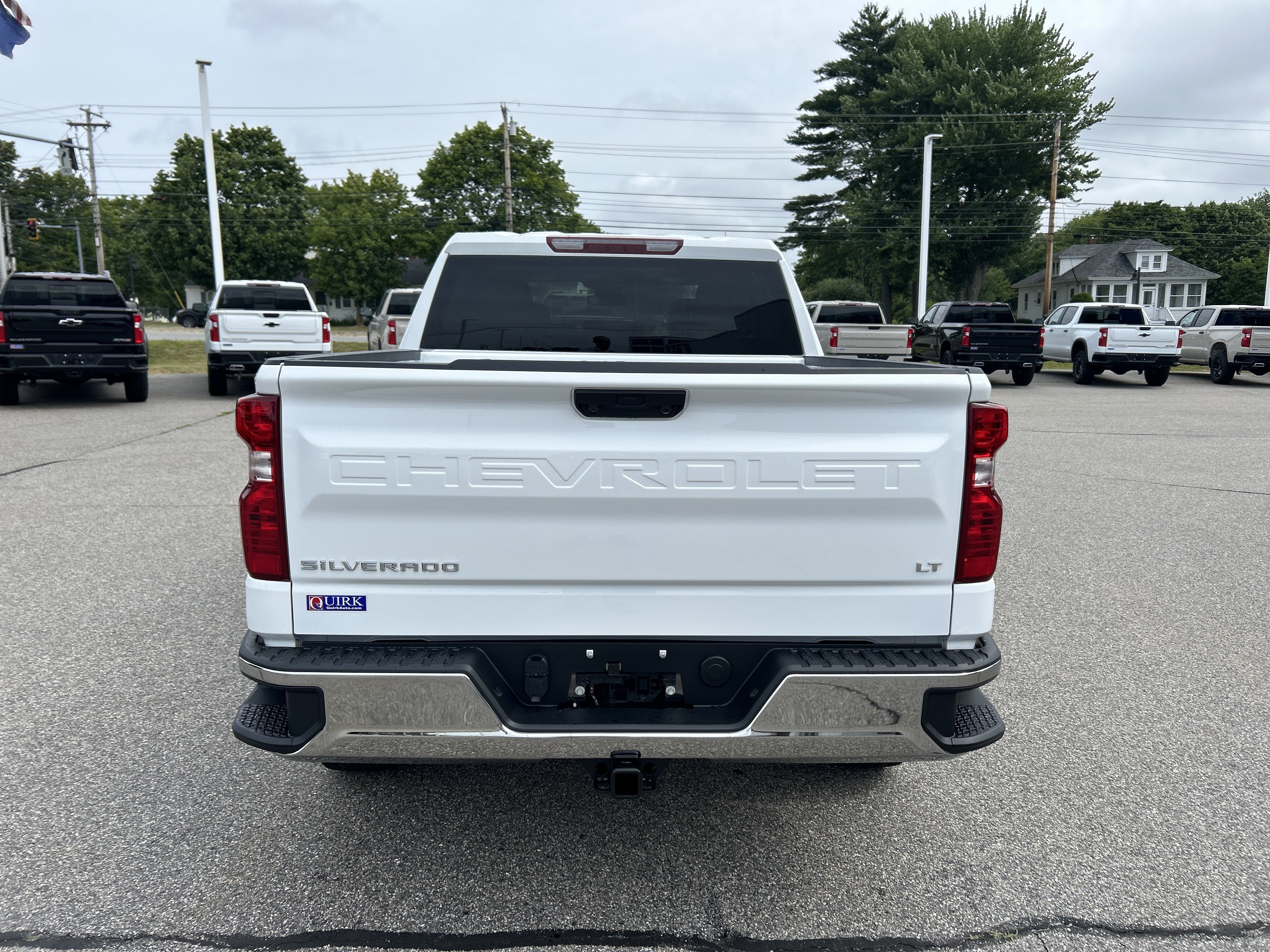 New 2026 Summit White Chevrolet LT (2FL) image 4
