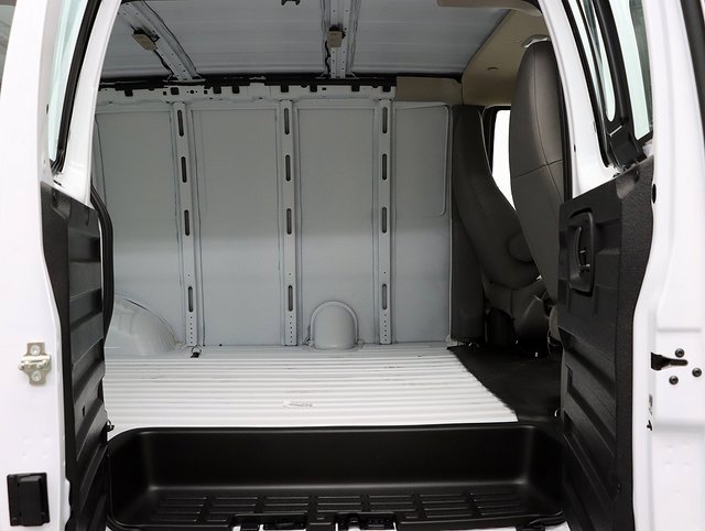 2026 GMC Savana Cargo Work Van - Photo 28