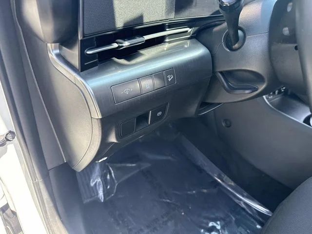 Certified Used 2025 White Hyundai SEL image 20