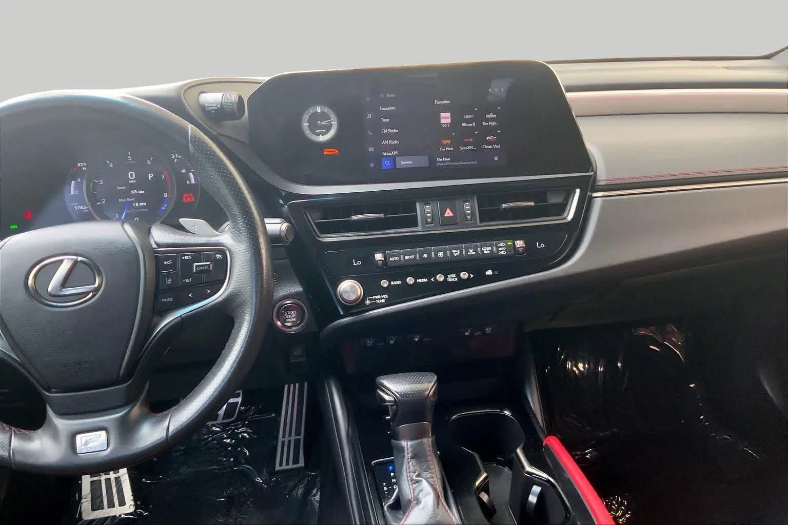 Used 2023 Ultra White Lexus F SPORT Handling image 12
