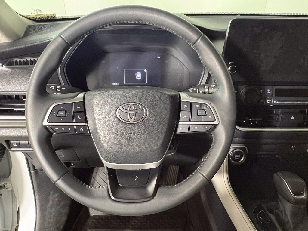 Used 2025 Beige Toyota XLE image 25