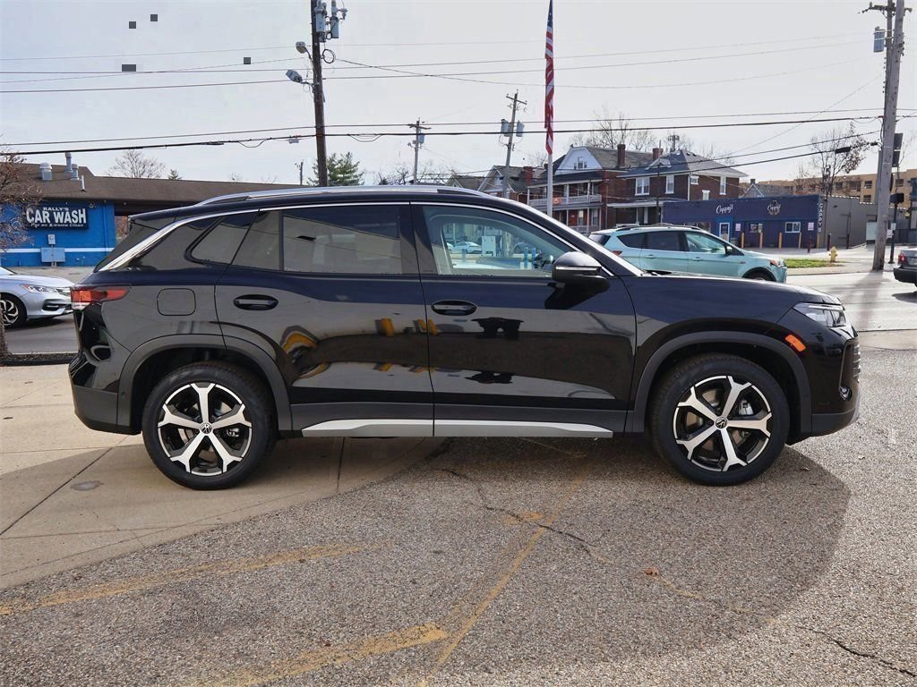New 2026 Black Volkswagen 2.0T SE image 6