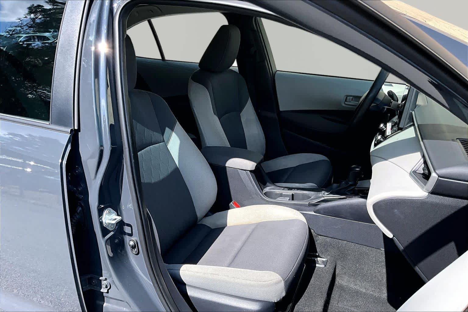 Used 2024 Underground Toyota LE image 9