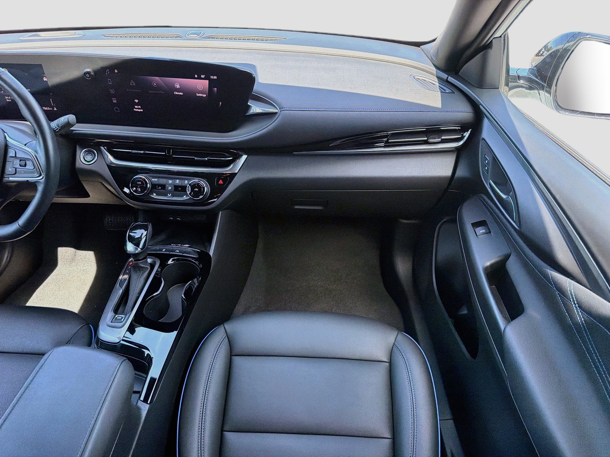 Used 2025 Summit White Buick Sport Touring image 18