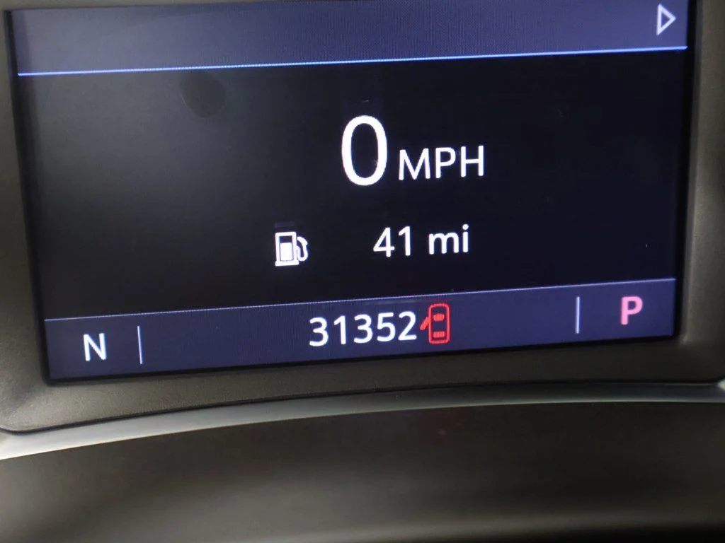 Used 2024 Red GMC AT4 image 36