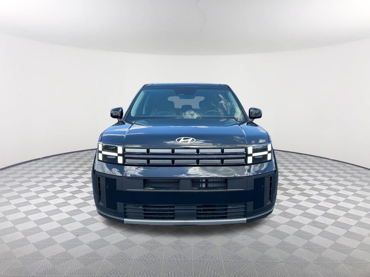 New 2026 Phantom Black Hyundai SE image 2
