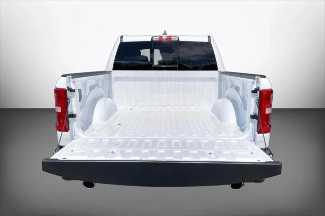New 2026 Ivory White Tri-Coat Pearl-Coat Exterior Paint RAM LARAMIE image 21
