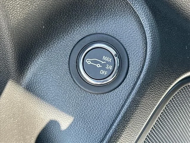 Used 2023 Gray Buick Select image 19