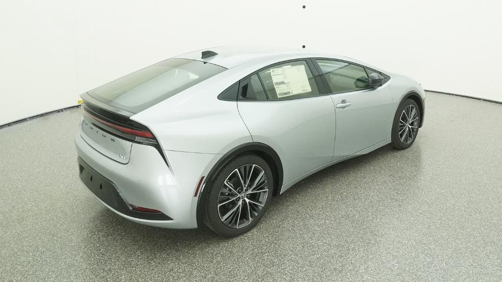 New 2026 Cutting Edge Toyota XLE image 2