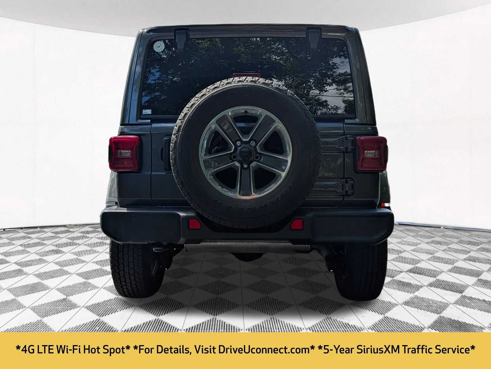 Used 2021 Gray Jeep Sahara 4x4 image 15
