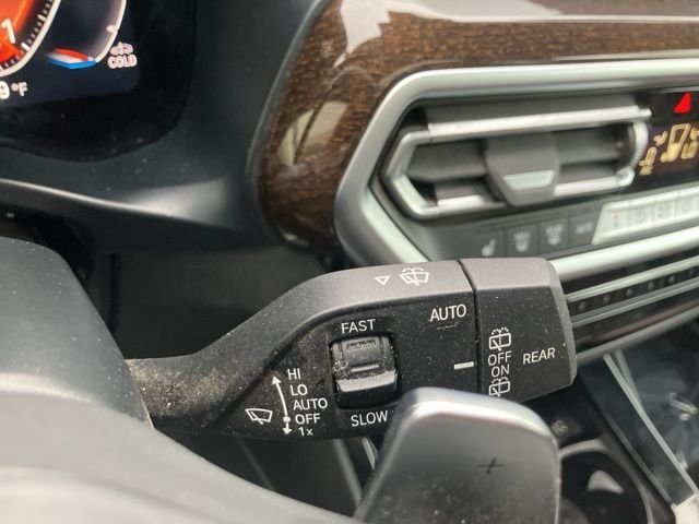 Used 2023 Gray BMW xDrive30i image 23
