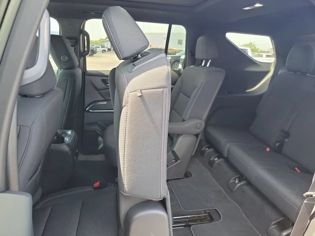 New 2026 Mosaic Black Metallic Chevrolet LT image 26