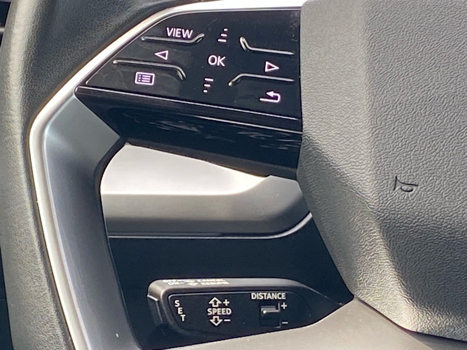 Used 2023 Black Audi Premium Plus image 6