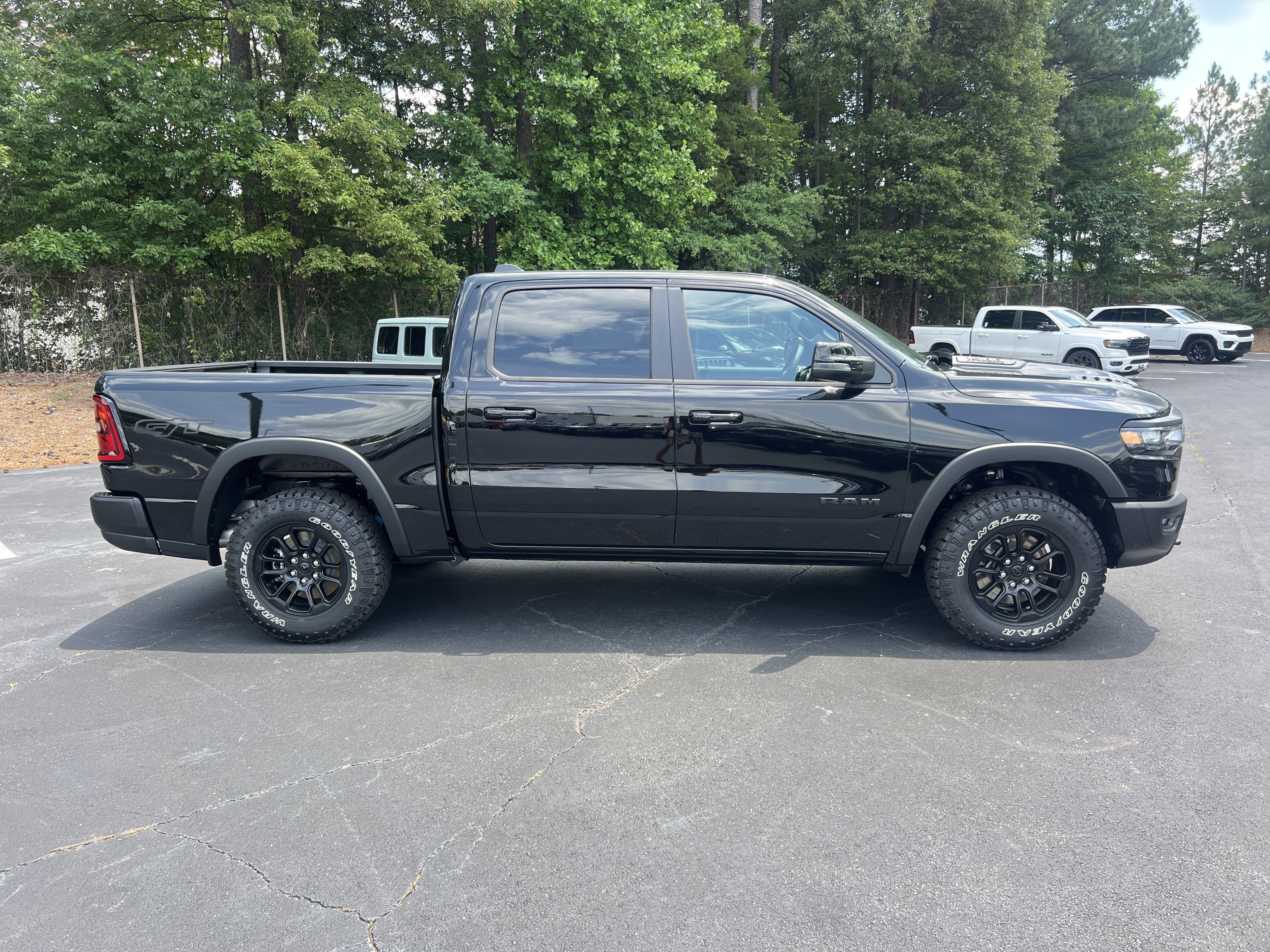 New 2026 Diamond Black Crystal Pearlcoat Ram Rebel image 9