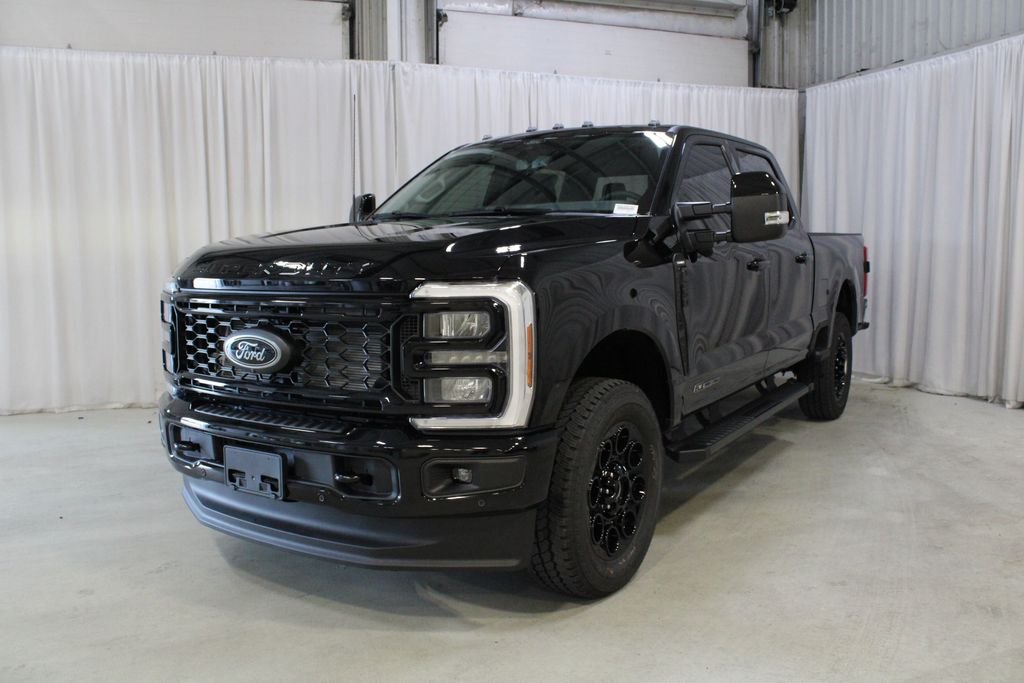 New 2026 Agate Black Metallic Ford Lariat image 36