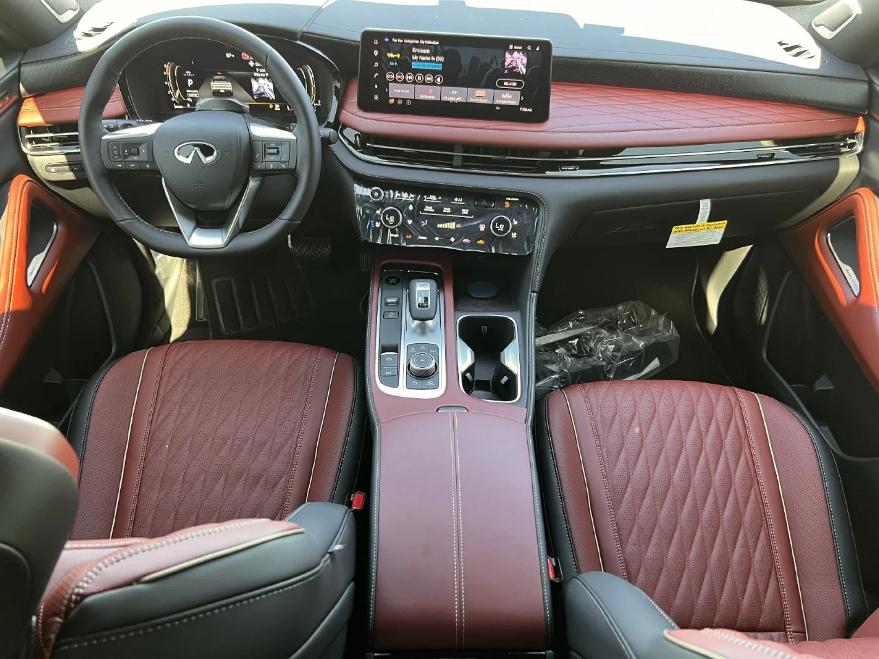 New 2027 MINERAL BLACK INFINITI Autograph AWD image 9