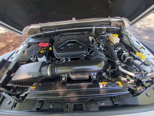 Used 2024 White Jeep Rubicon image 35