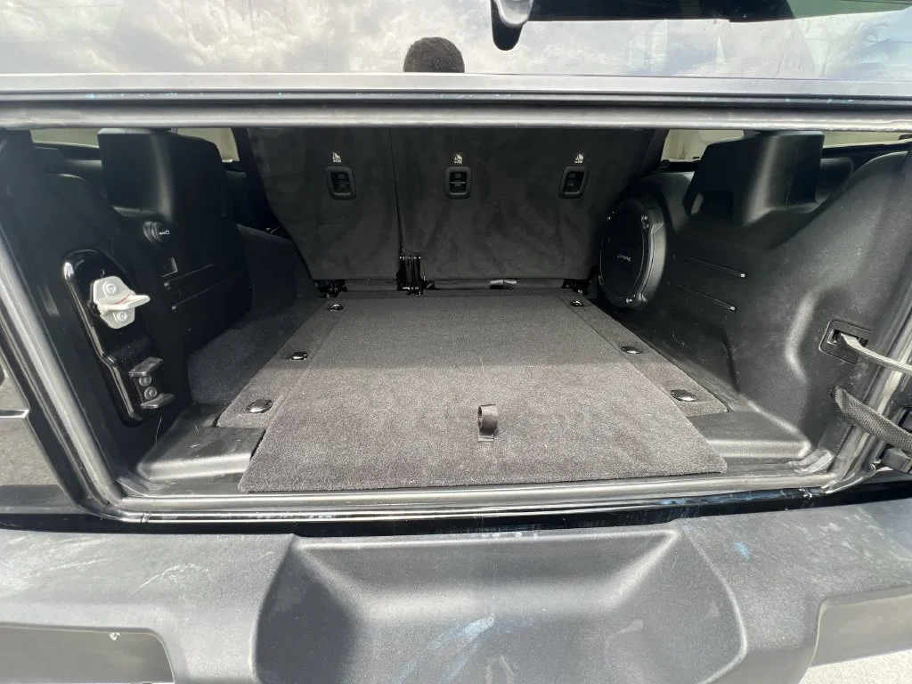 Used 2023 Black Jeep Sport S image 26