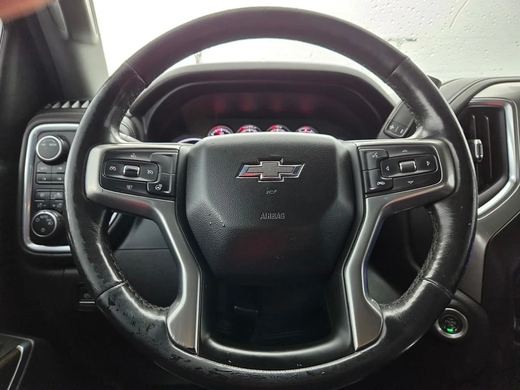 Used 2021 Summit White Chevrolet LT Trail Boss image 15