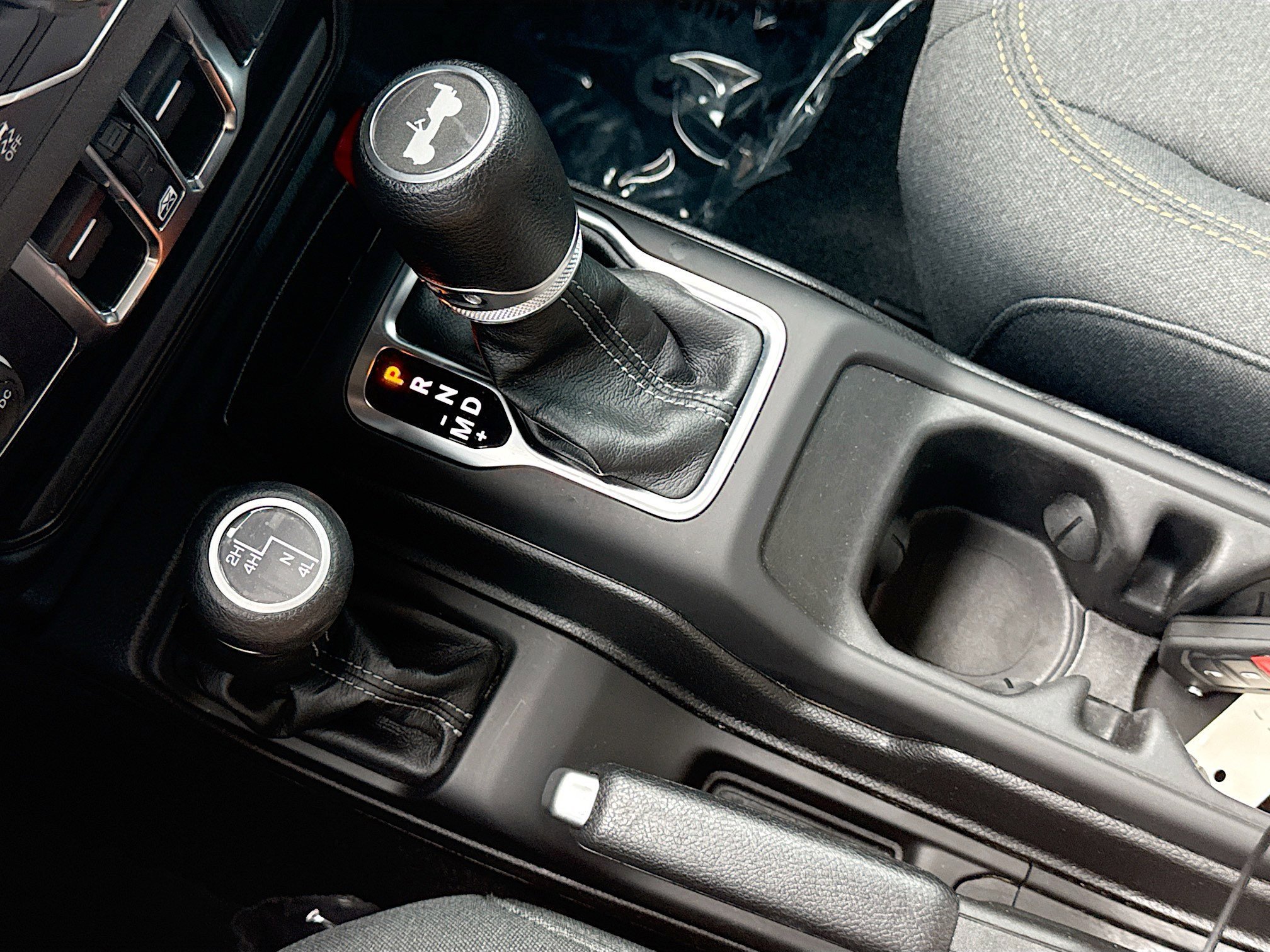 2024 Jeep Wrangler 4-Door Sport S - Photo 26