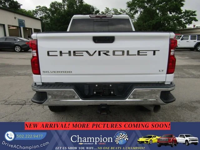 Used 2020 SUMMIT WHITE Chevrolet LT image 5