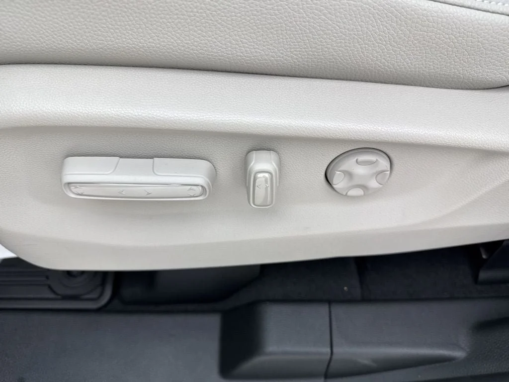 2026 Honda Odyssey EX-L - Photo 24